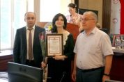 Вручение благодарственного письма администрации города Махачкалы